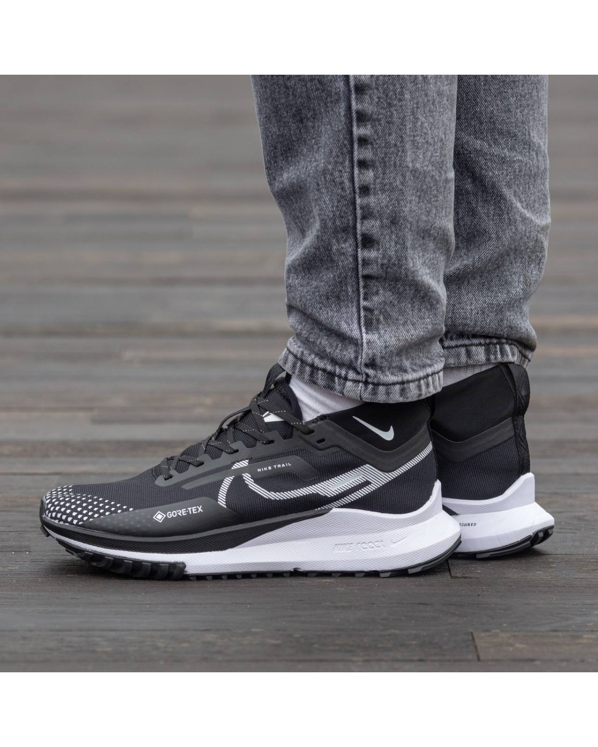Nike Pegasus Trail 4 Gore-Tex  Black White