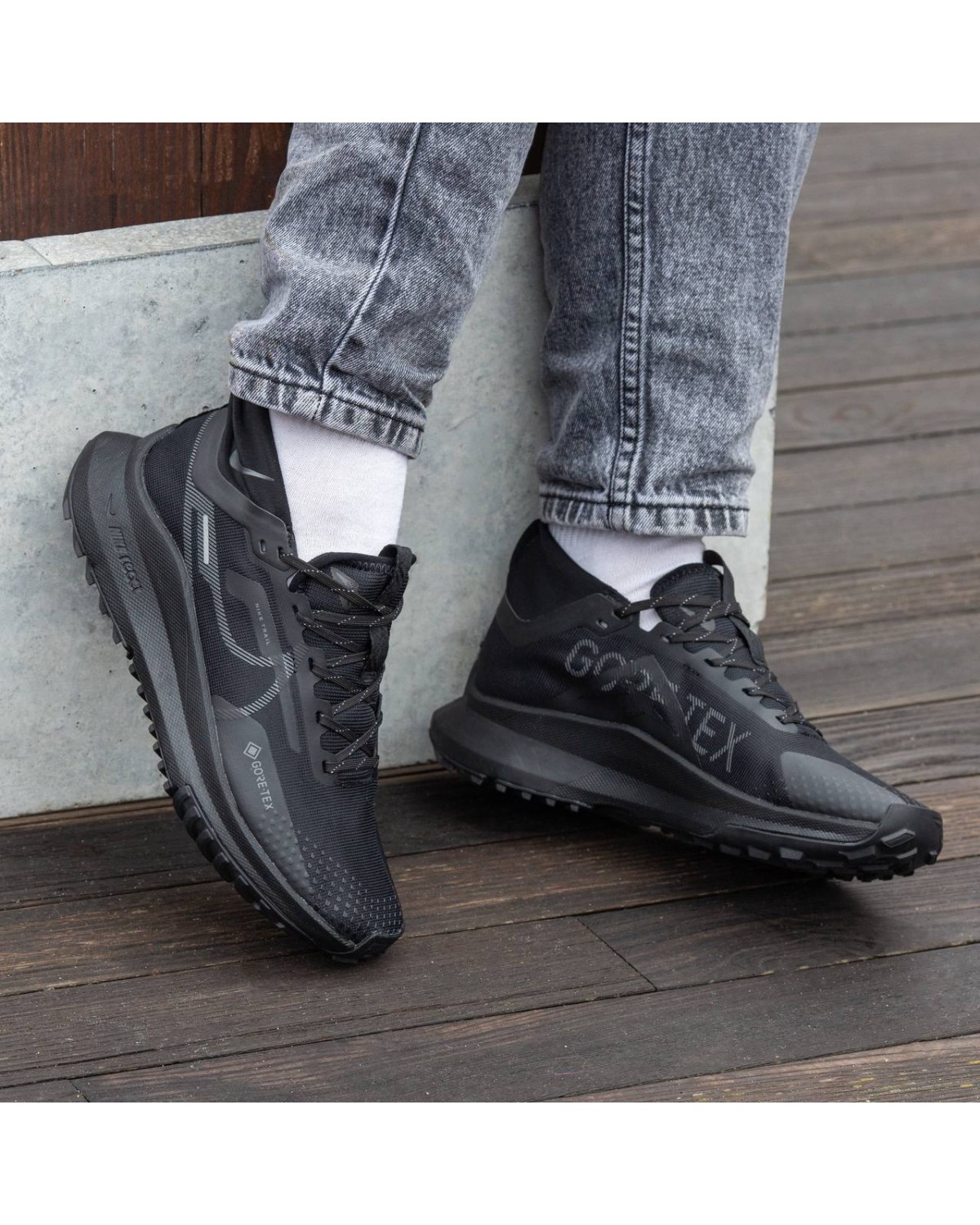 Nike Pegasus Trail 4 Gore-Tex Black Grey