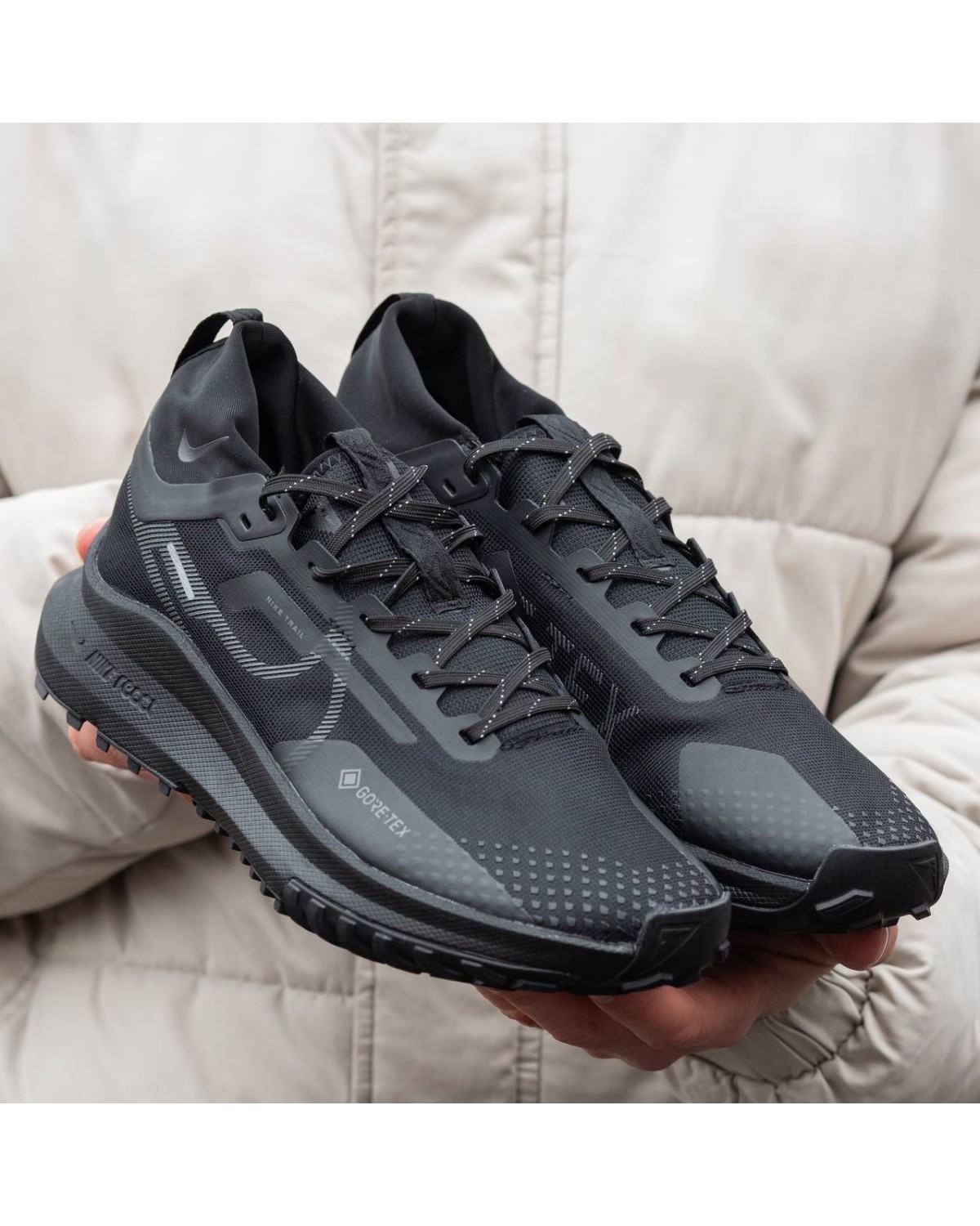 Nike Pegasus Trail 4 Gore-Tex Black Grey