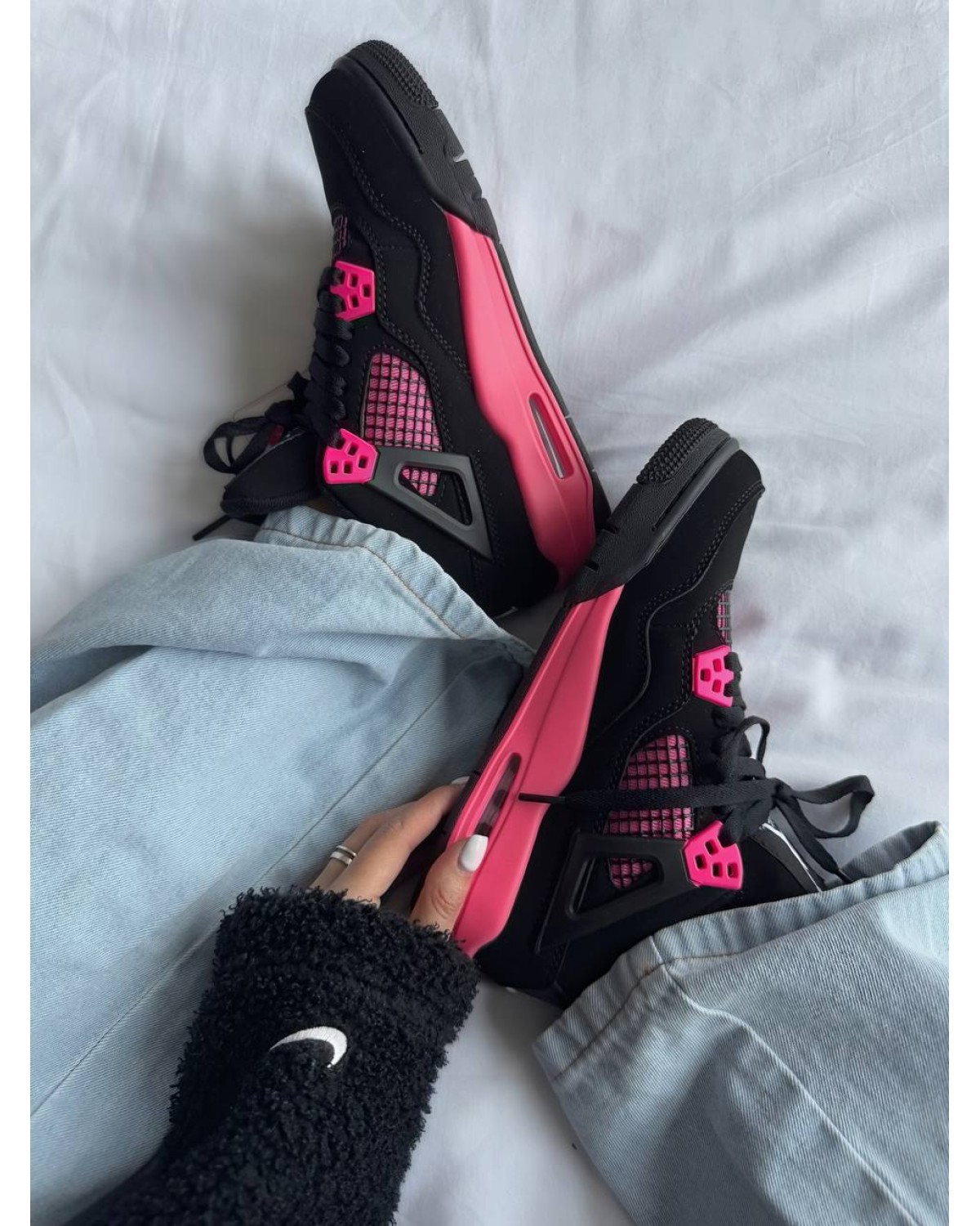 Nike Air Jordan Retro 4 Neon Pink