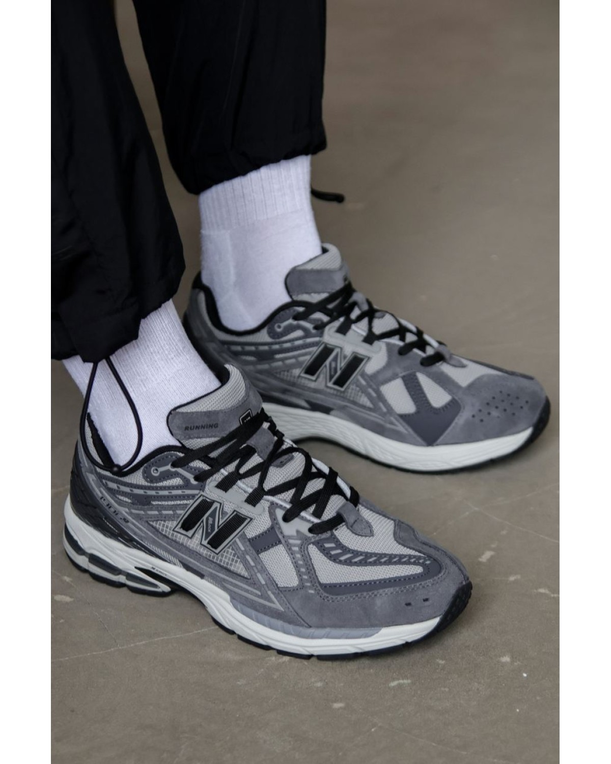 New Balance 1906U Grey/Black