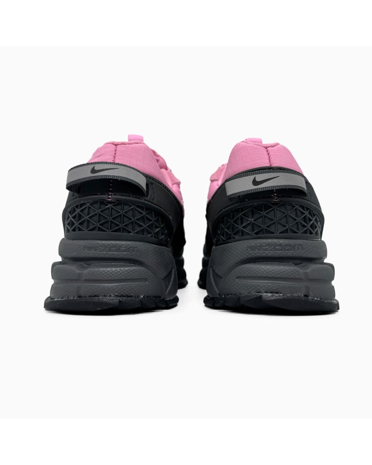 Nike Zoom Vomero Roam Black/Pink