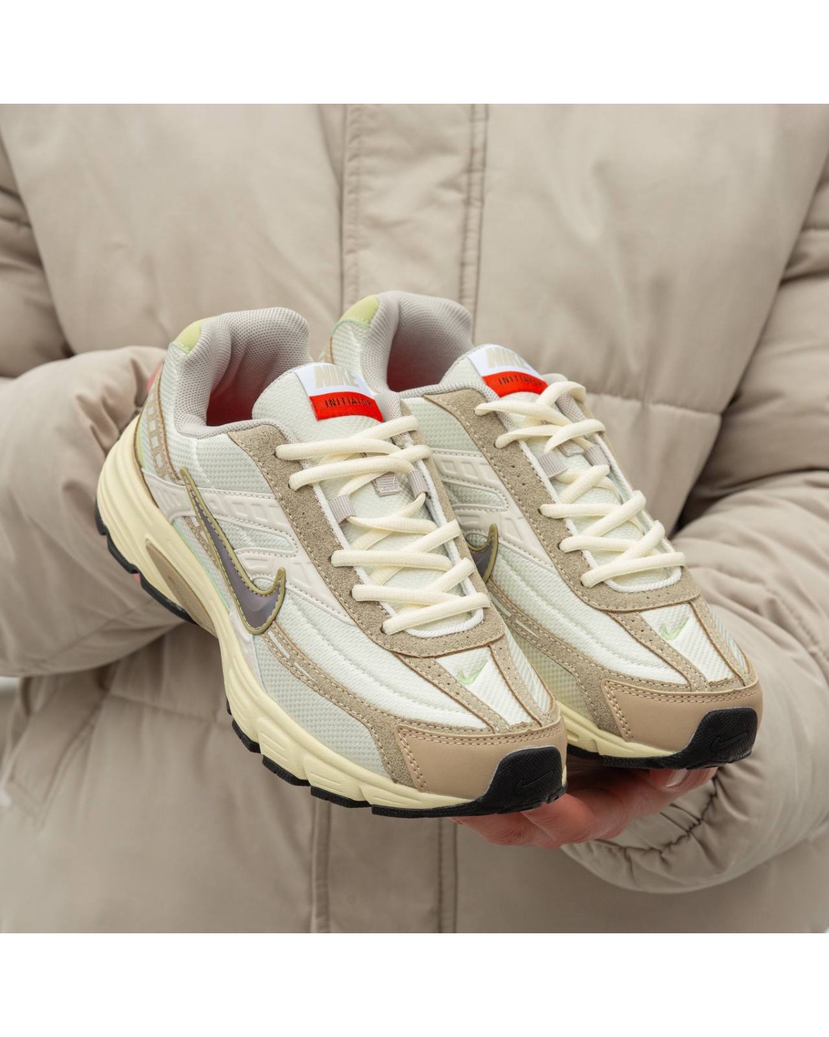 Nike Initiator Beige Green