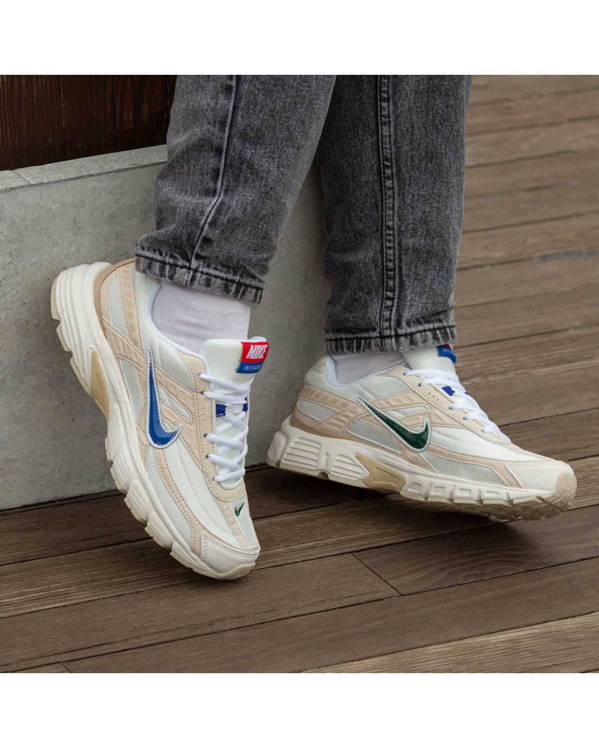 Nike Initiator Beige White Blue