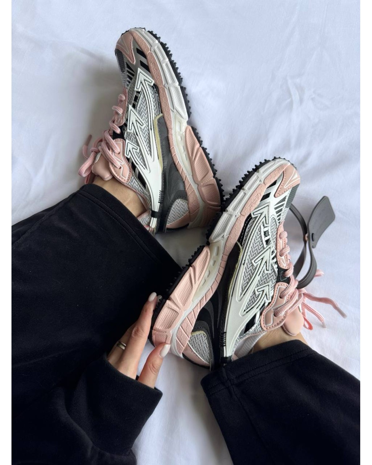 Off-White Be Right Back Light Pink