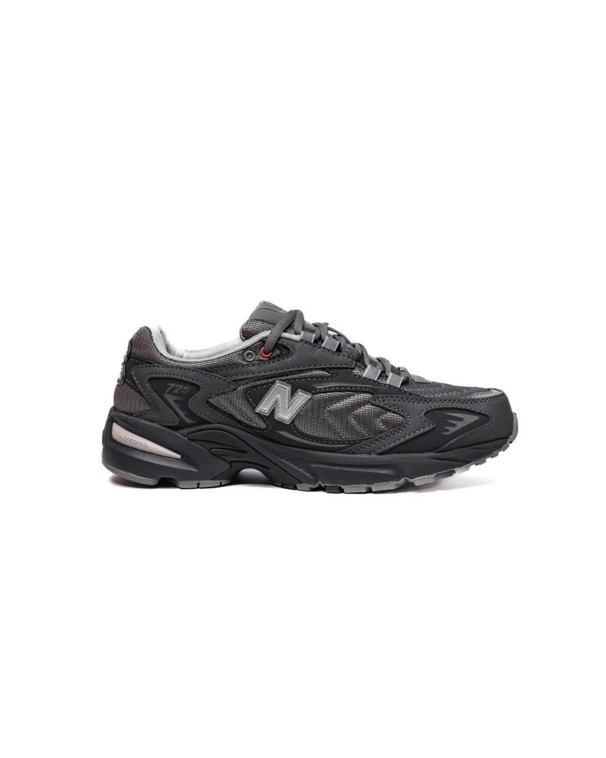 New Balance 725