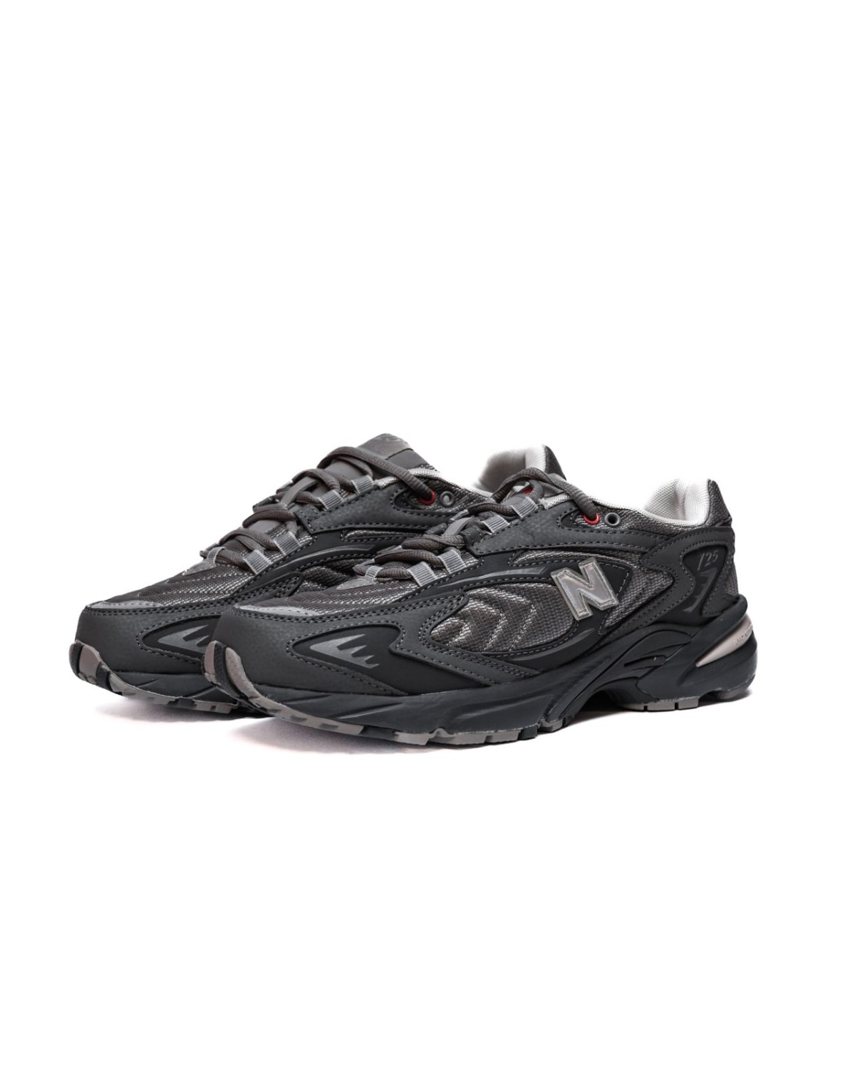New Balance 725