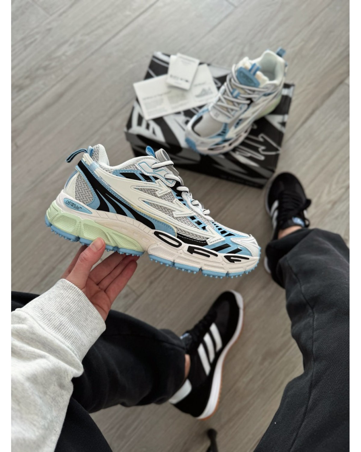 Off-White White & Blue Be Right Back Sneakers