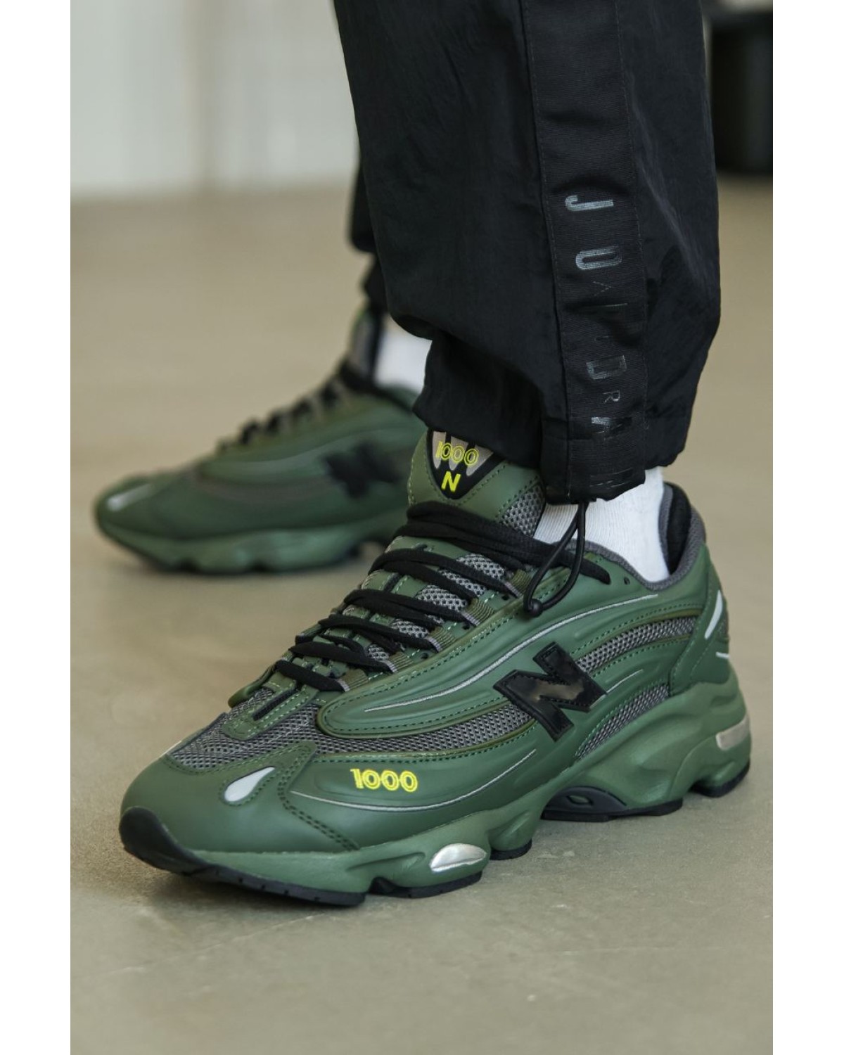 New Balance 1000 Dark Olivine