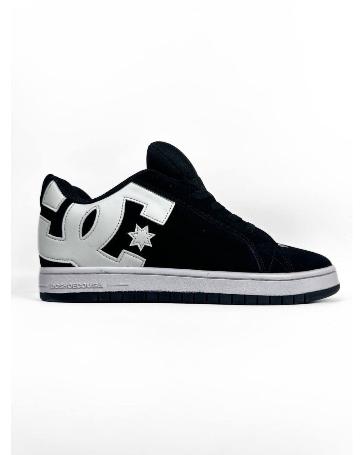 DC Black White