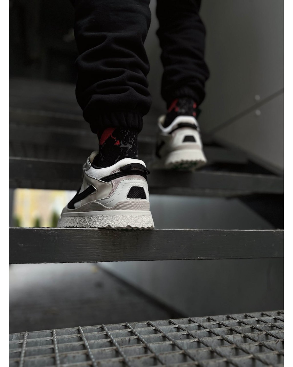 Off-White Sponge Mid Top Cloud White Black