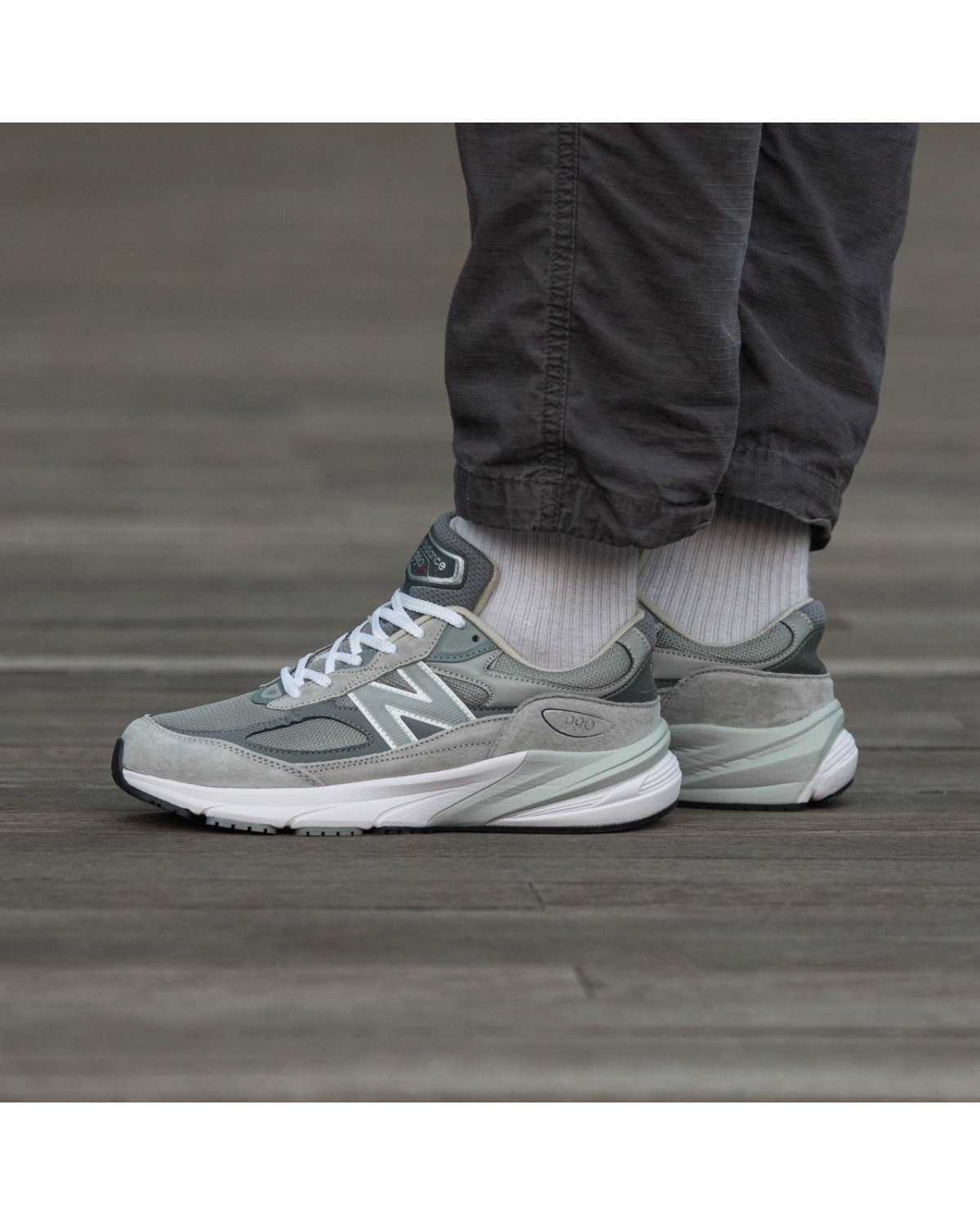 New Balance 990 v3 White Grey