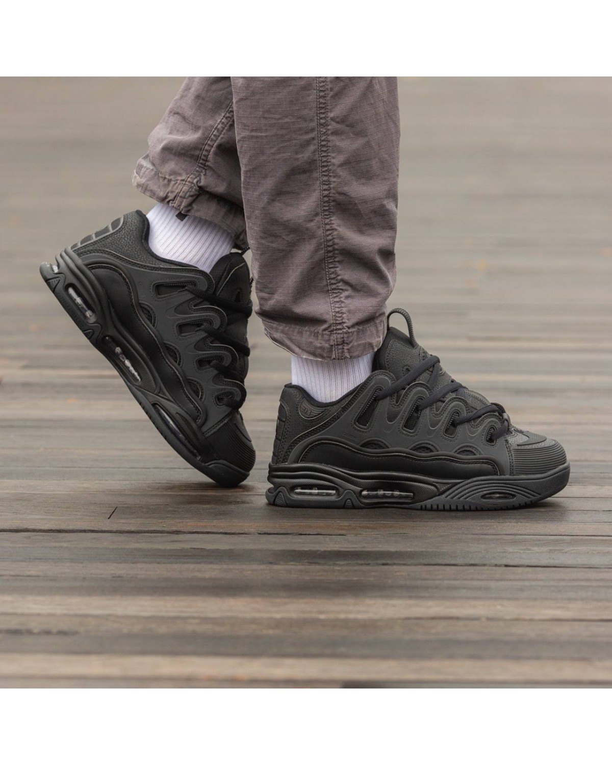 Osiris D3 Triple Black