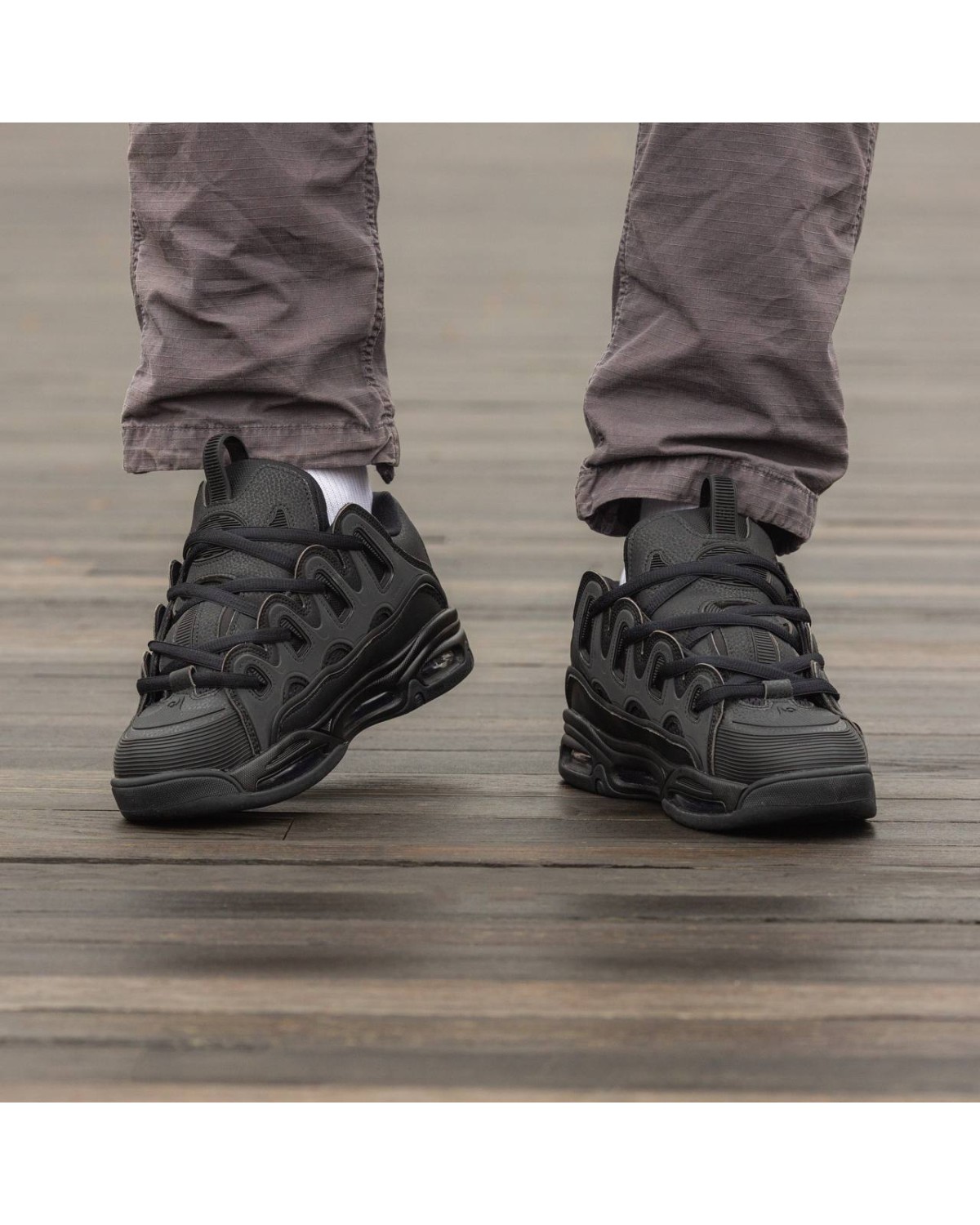 Osiris D3 Triple Black