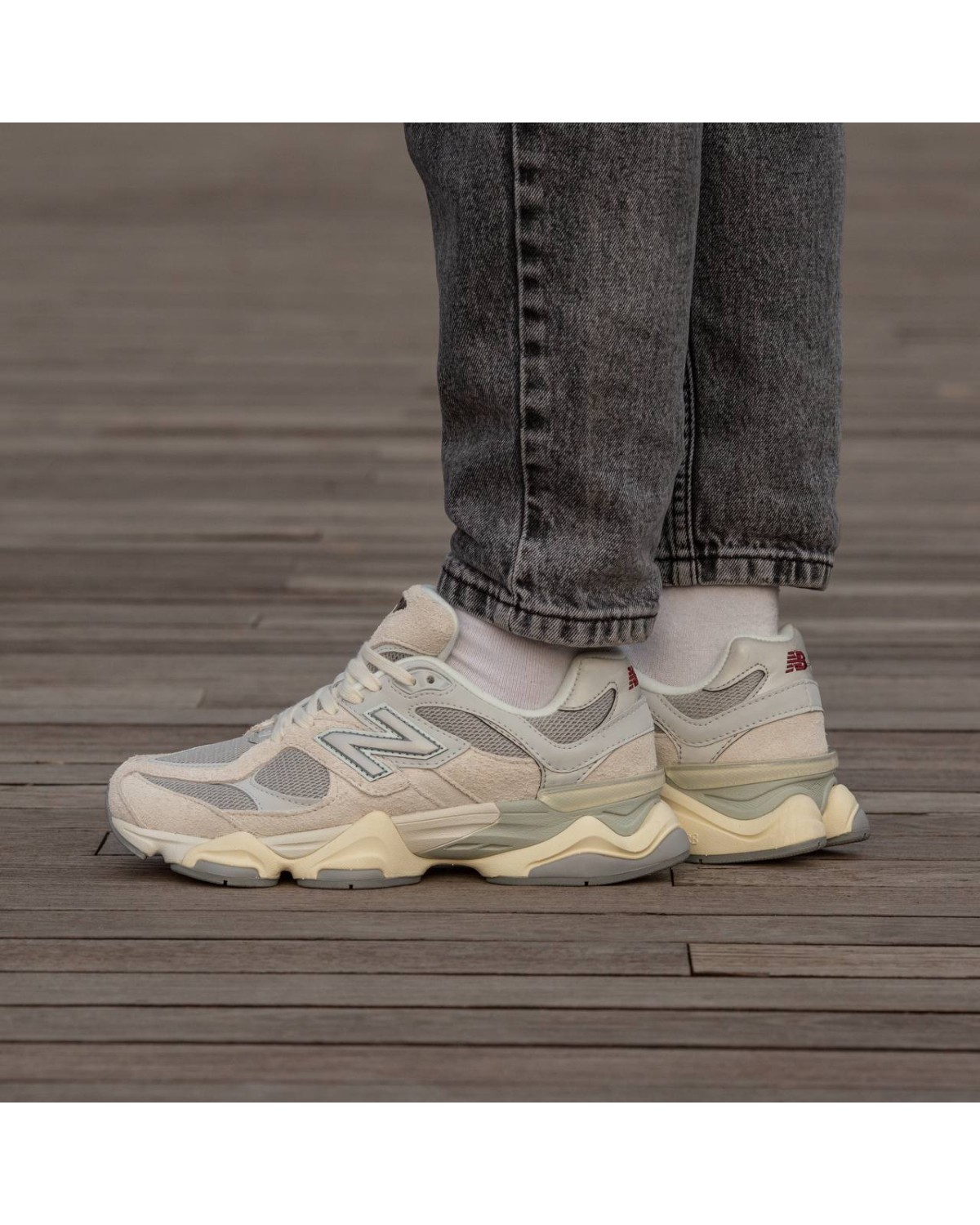 New Balance 9060 Grey