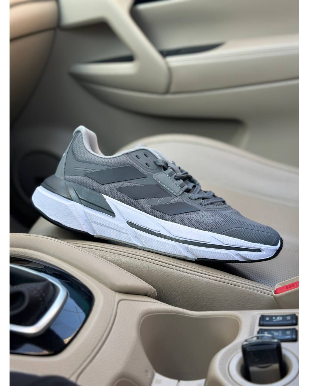 Adidas Adistar 2.0 Grey