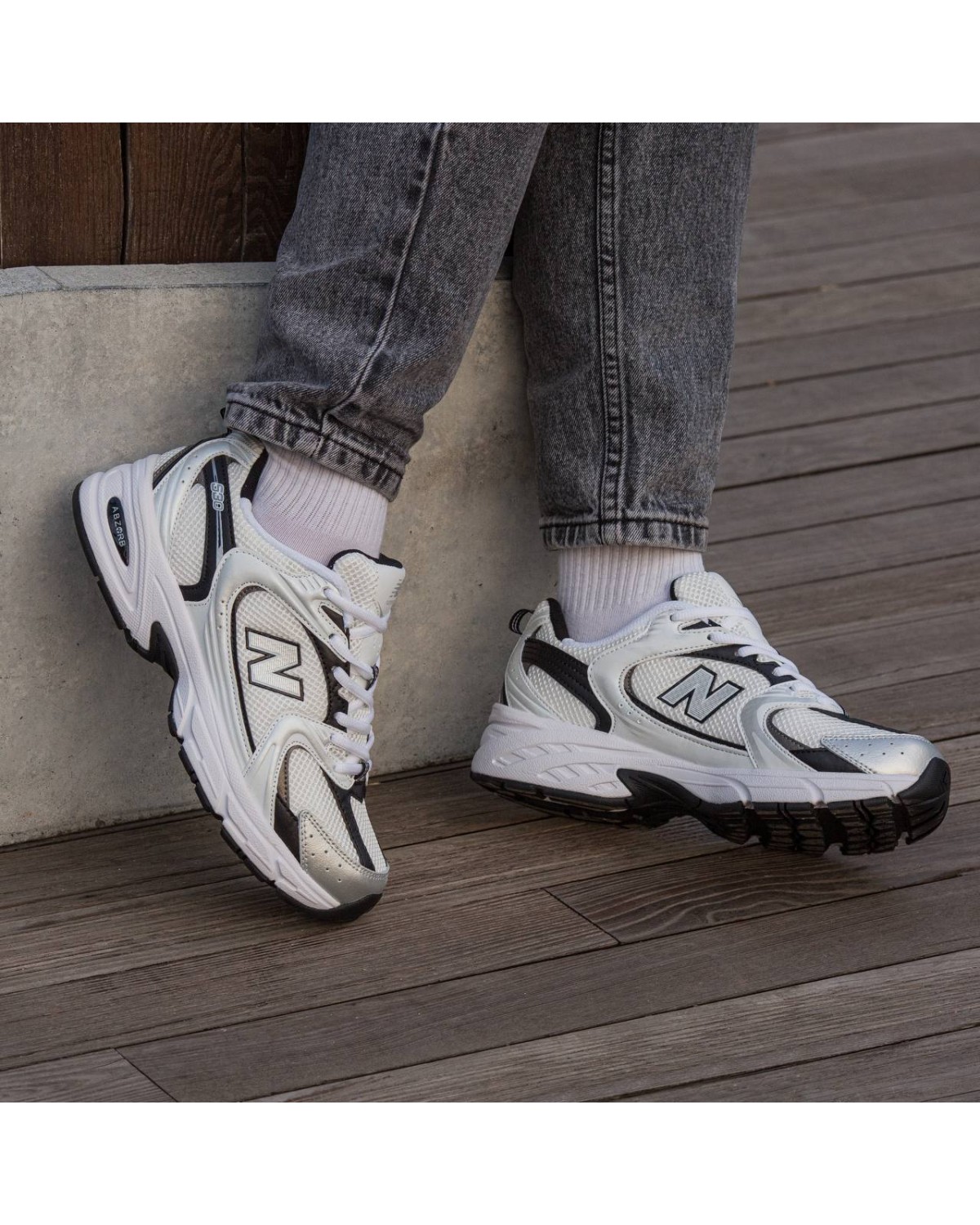 New Balance 530 Black White Silver