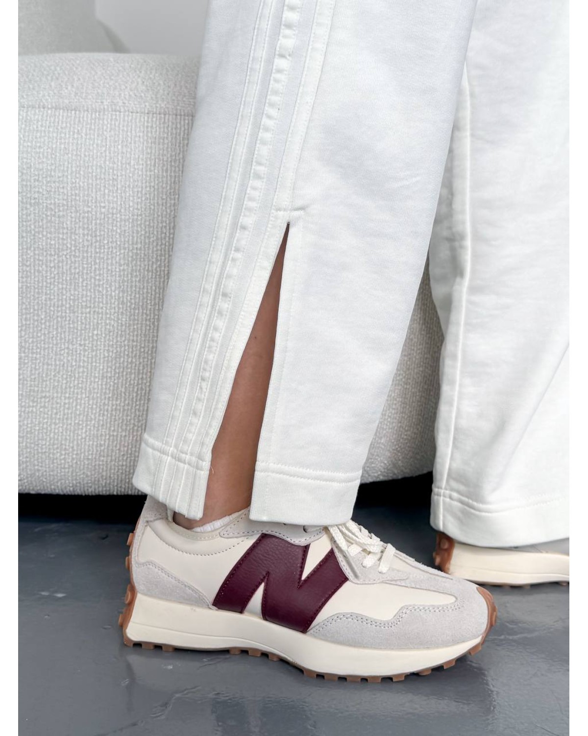 New Balance 327 Beige/Bordo