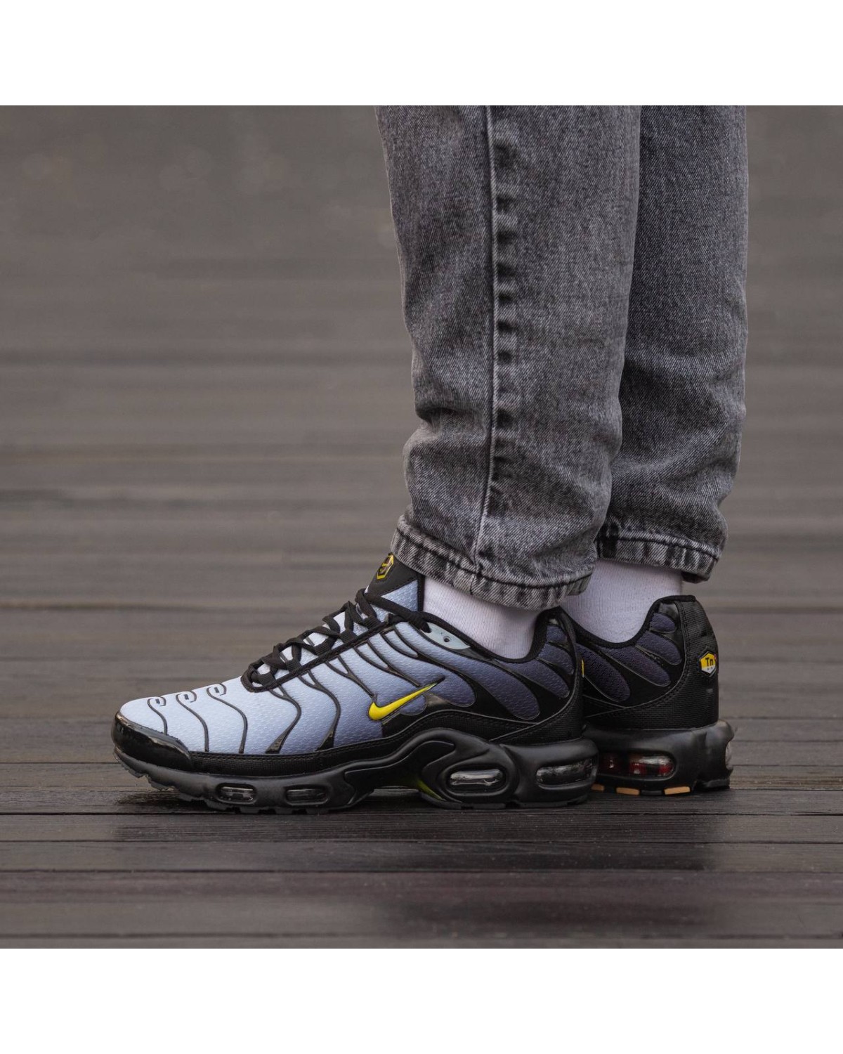 Nike Air Max Tn Plus Black White Yellow