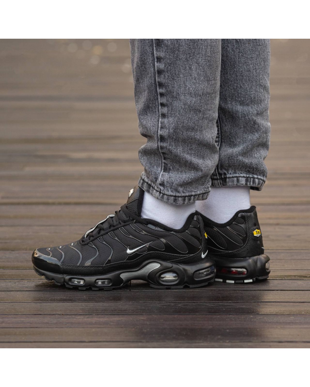 Nike Air Max Tn Black White Swoosh