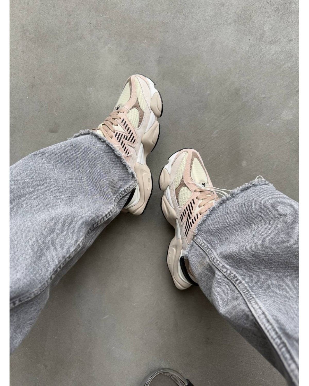 New Balance 9060
