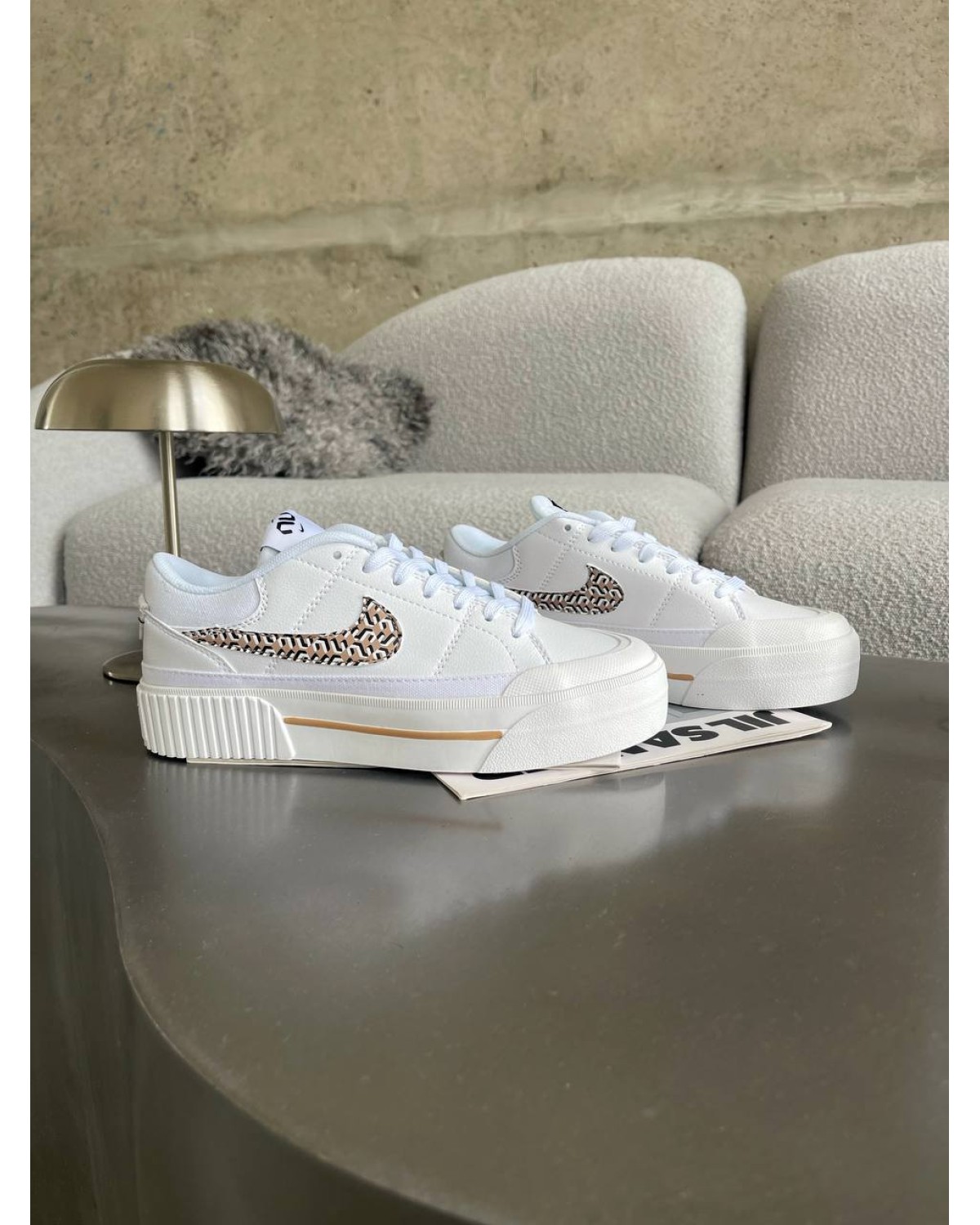 Nike Court Legacy