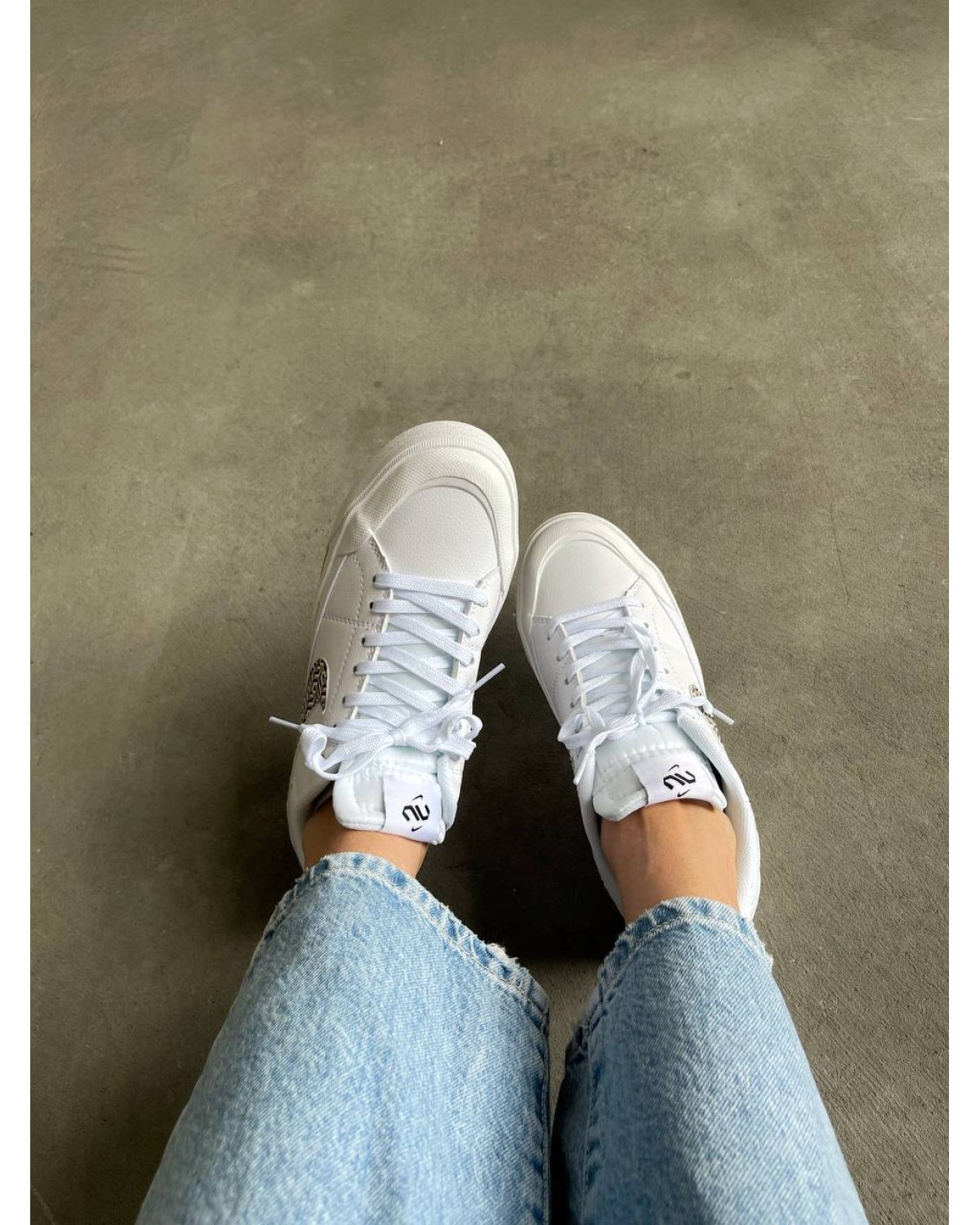 Nike Court Legacy