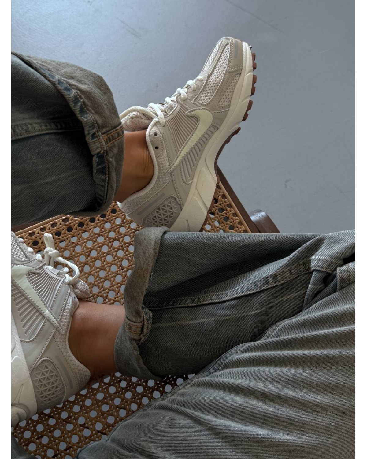 Nike Zoom Voomero 5 Cream Beige