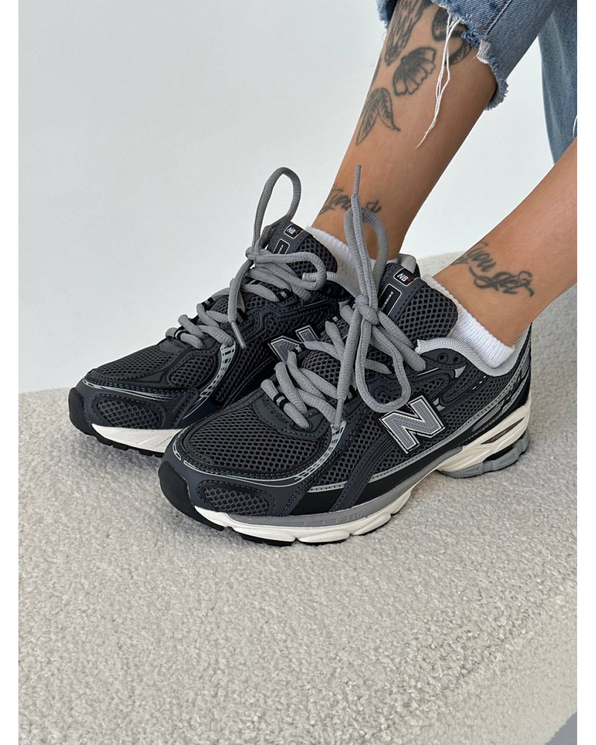 New Balance 740v2 Grey