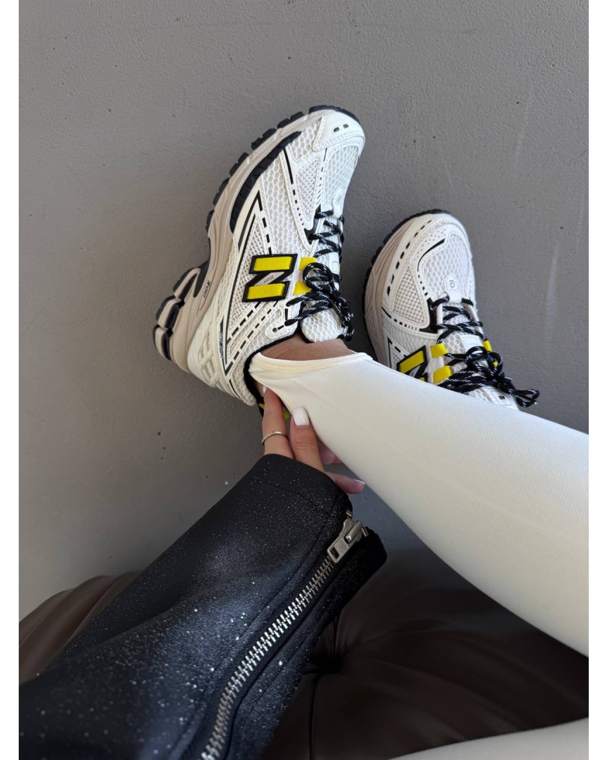 New Balance 1906 Light Beige / Yellow 