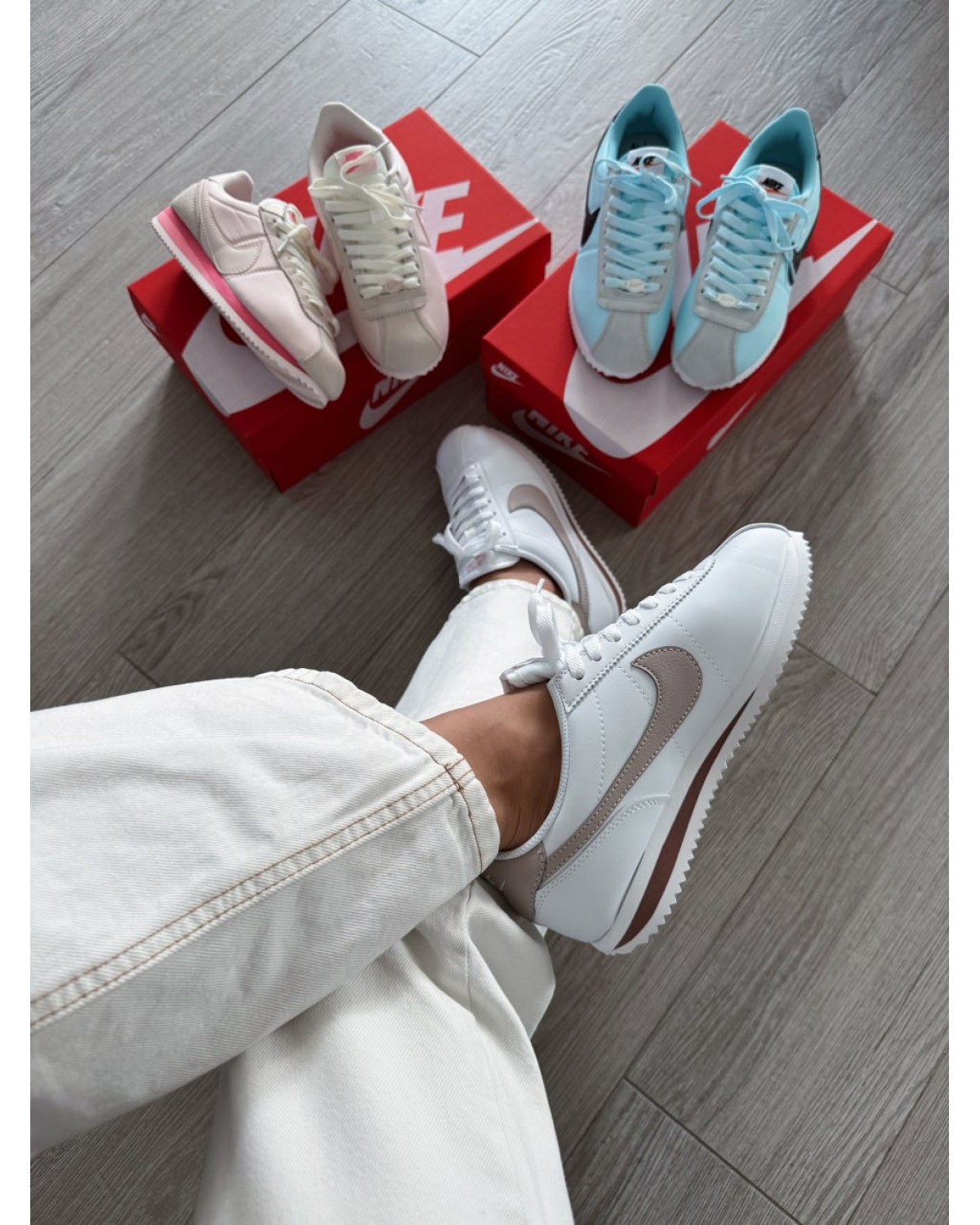 Nike Cortez White Pink
