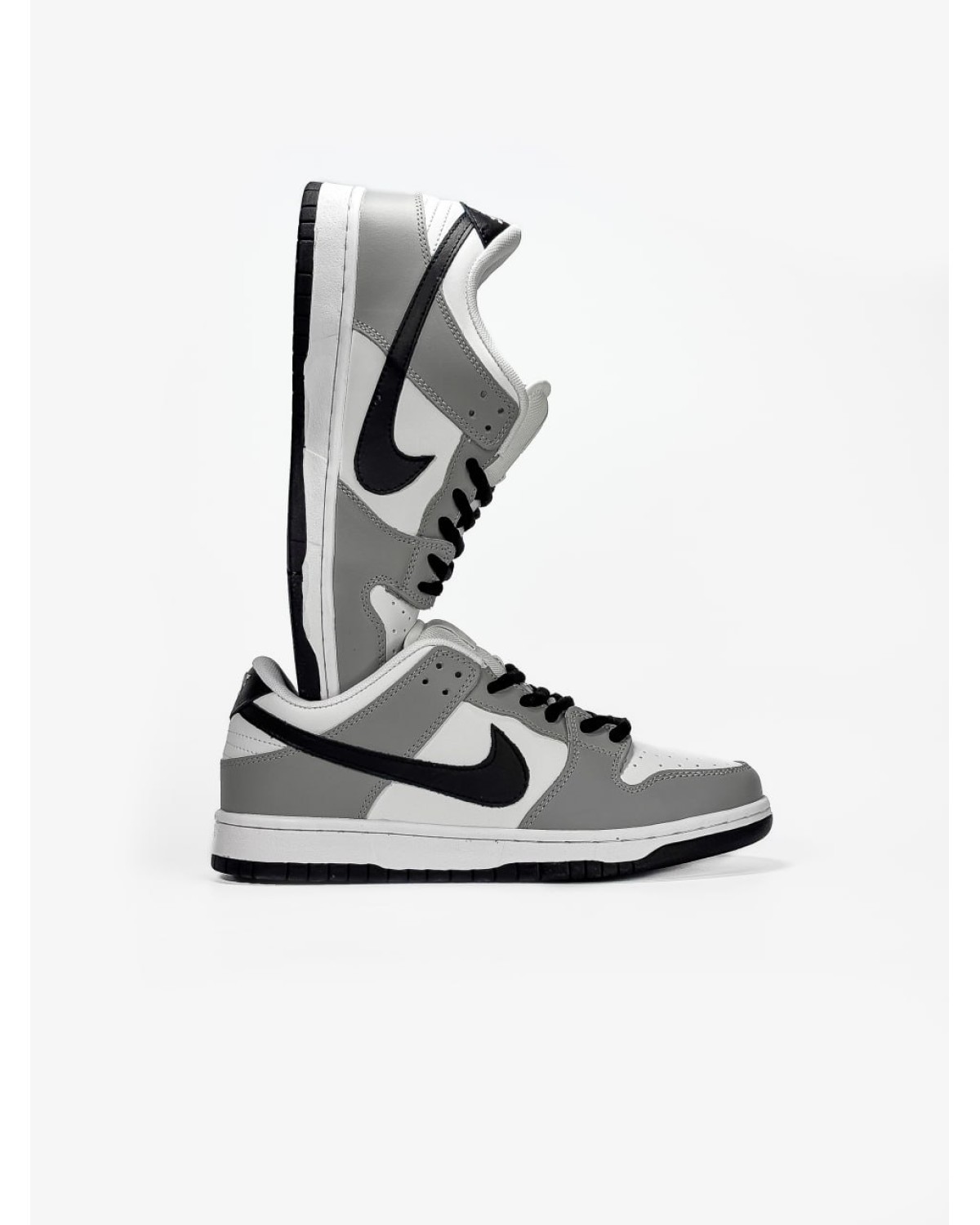 Nike SB Dunk Low Black/Grey/White