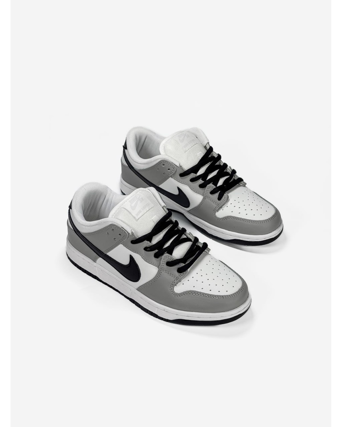 Nike SB Dunk Low Black/Grey/White