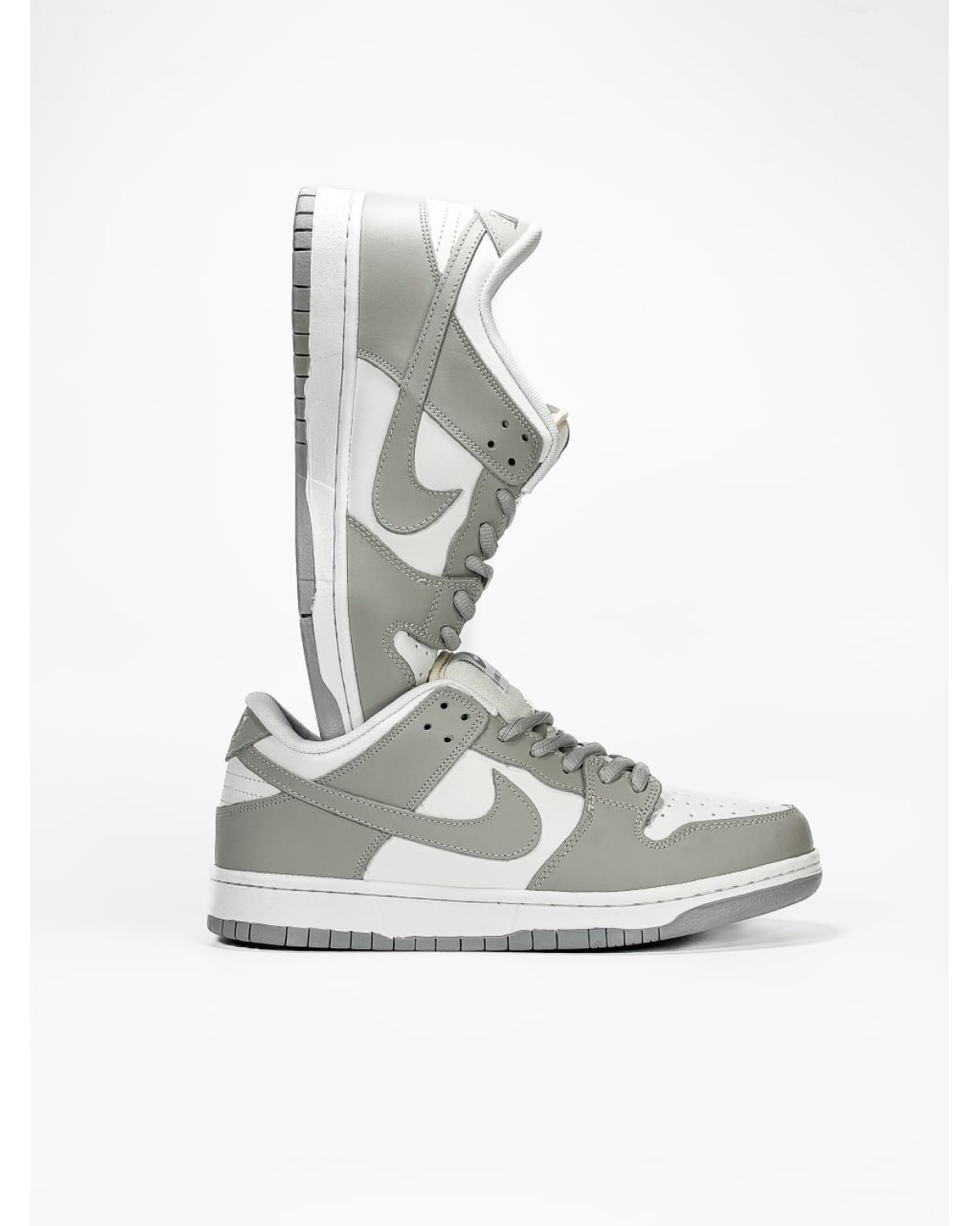 Nike SB Dunk Low Grey/White