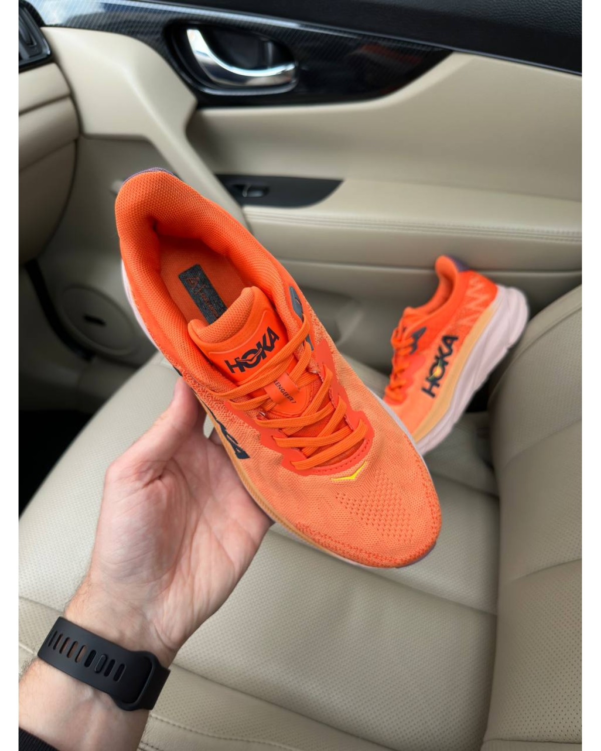 Hoka One One Challenger Orange