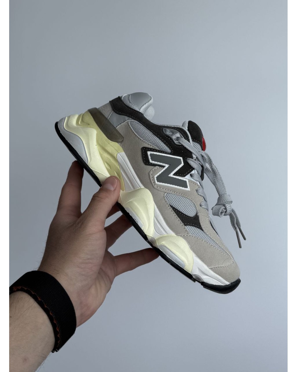 New Balance 9060 Grey Beige
