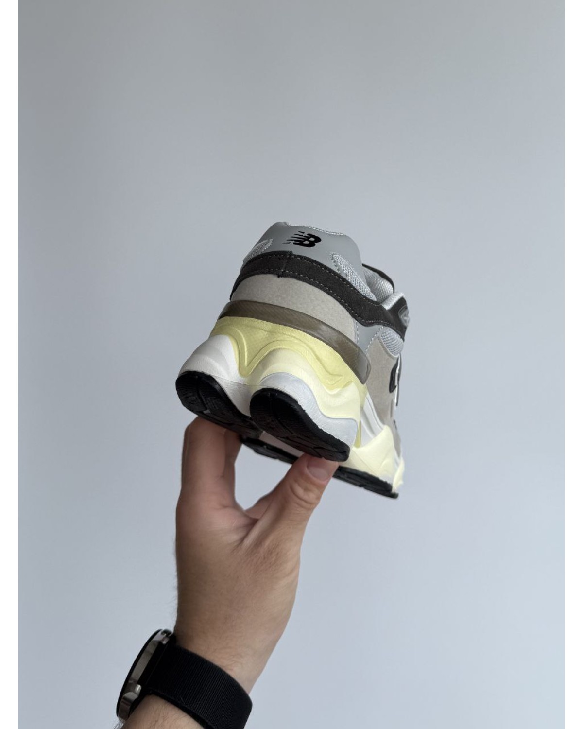 New Balance 9060 Grey Beige