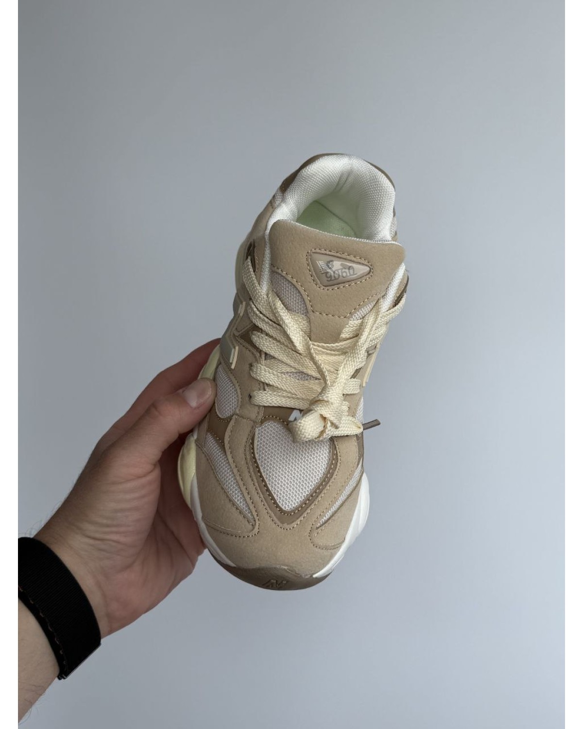 New Balance 9060 Beige