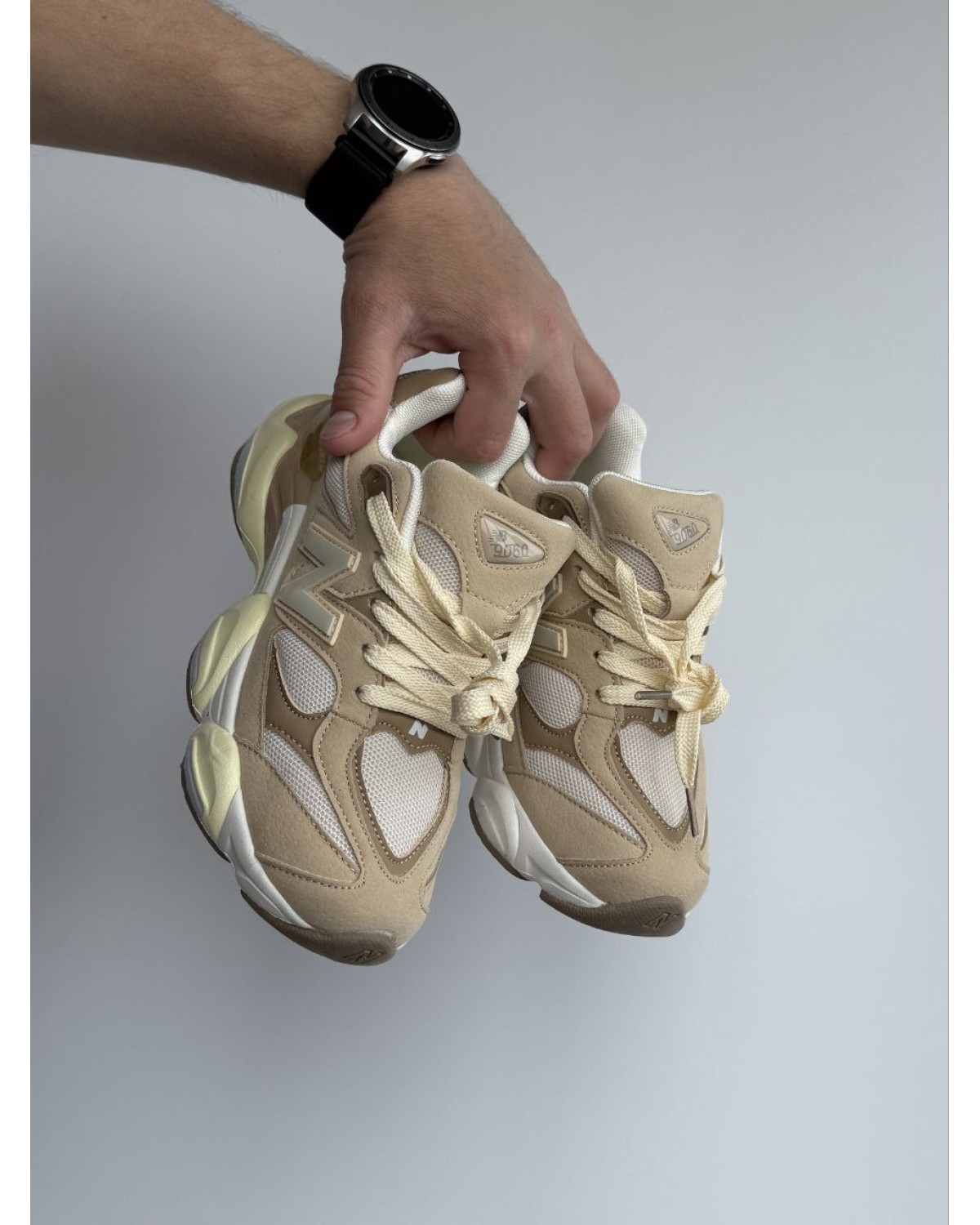 New Balance 9060 Beige