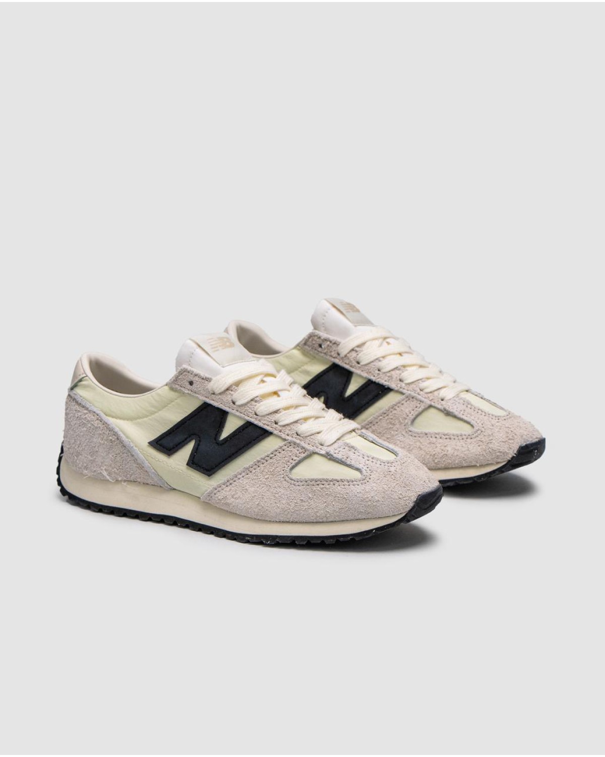 New Balance 471 Sea Salt Black
