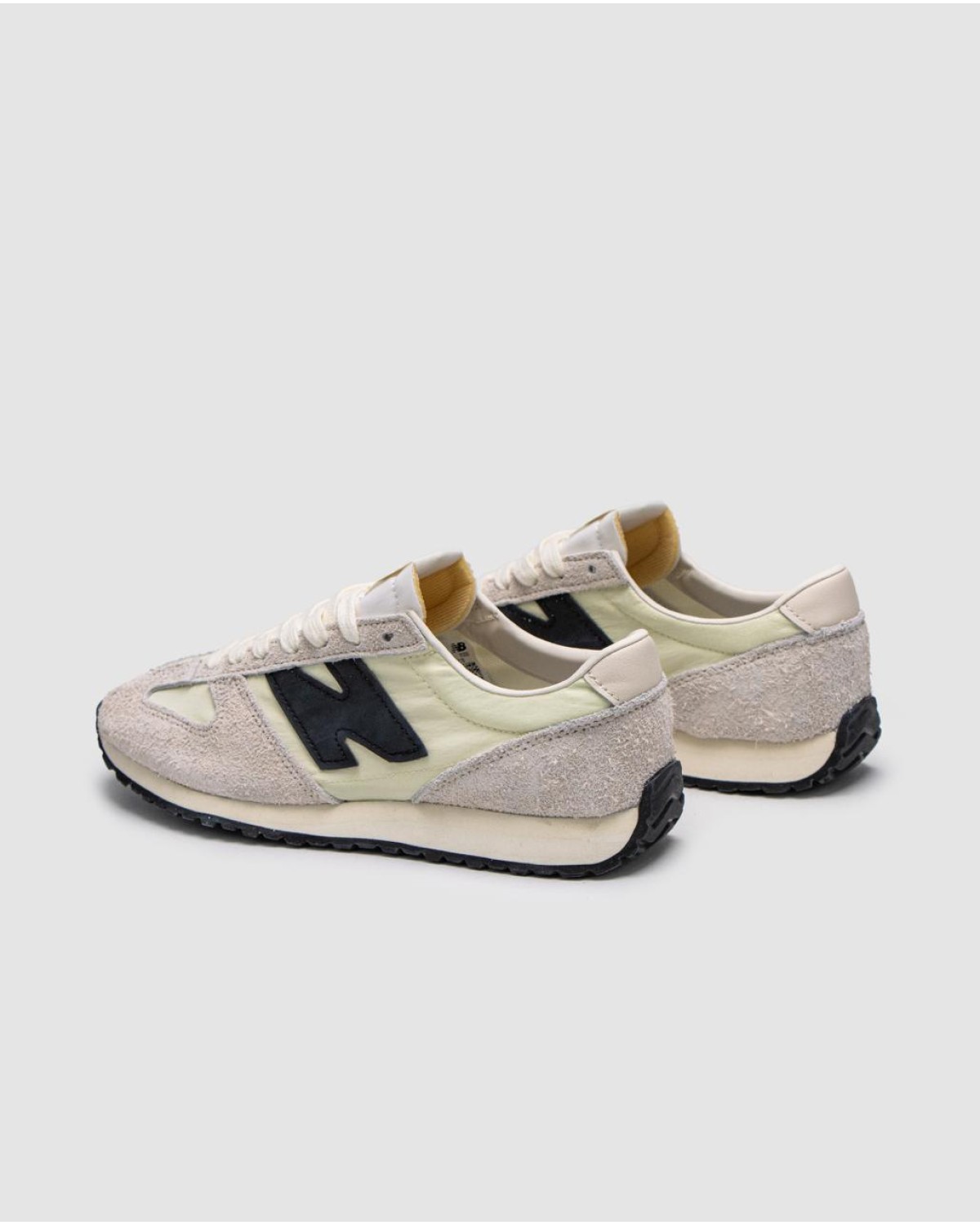 New Balance 471 Sea Salt Black