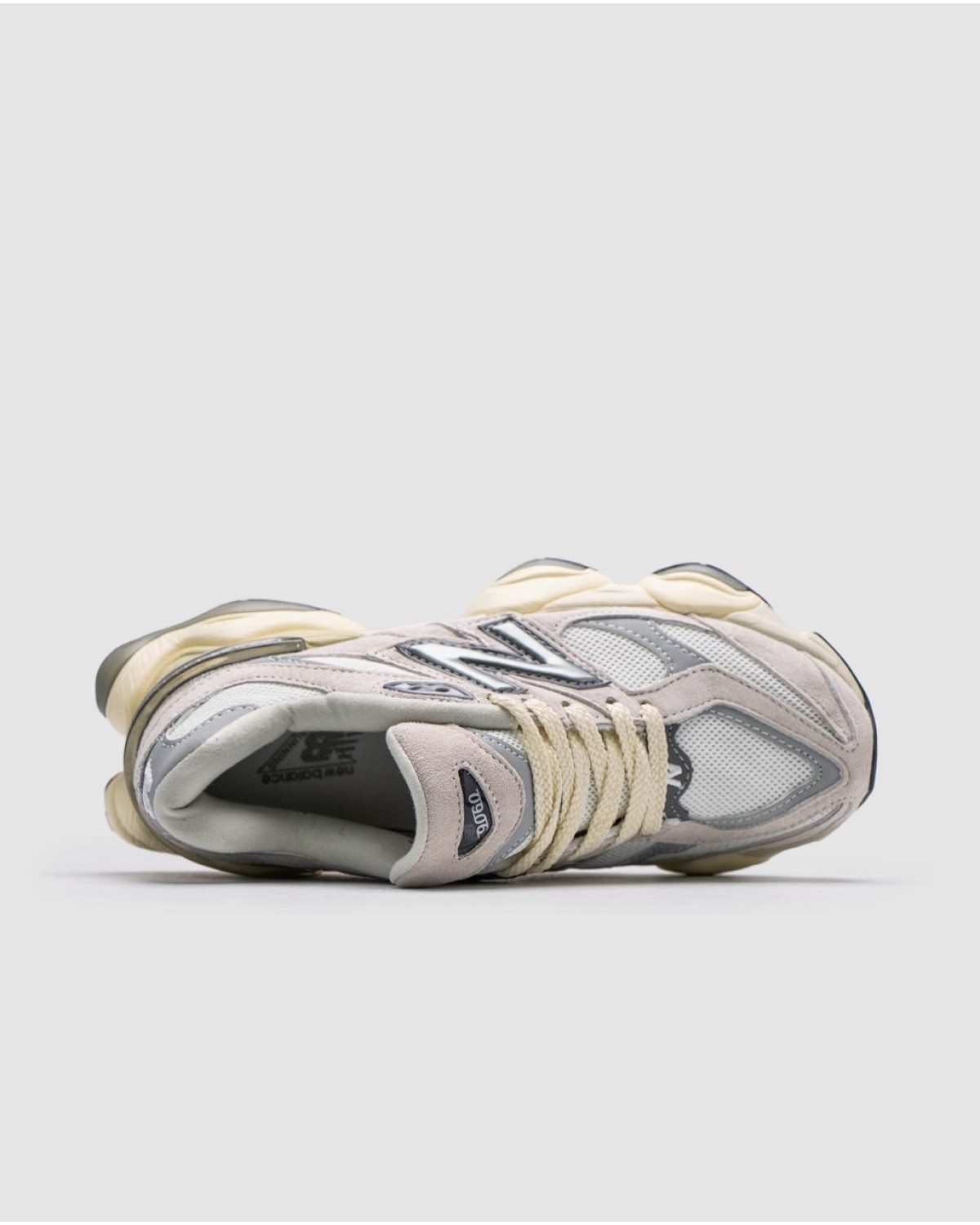 New Balance 9060 White/Silver
