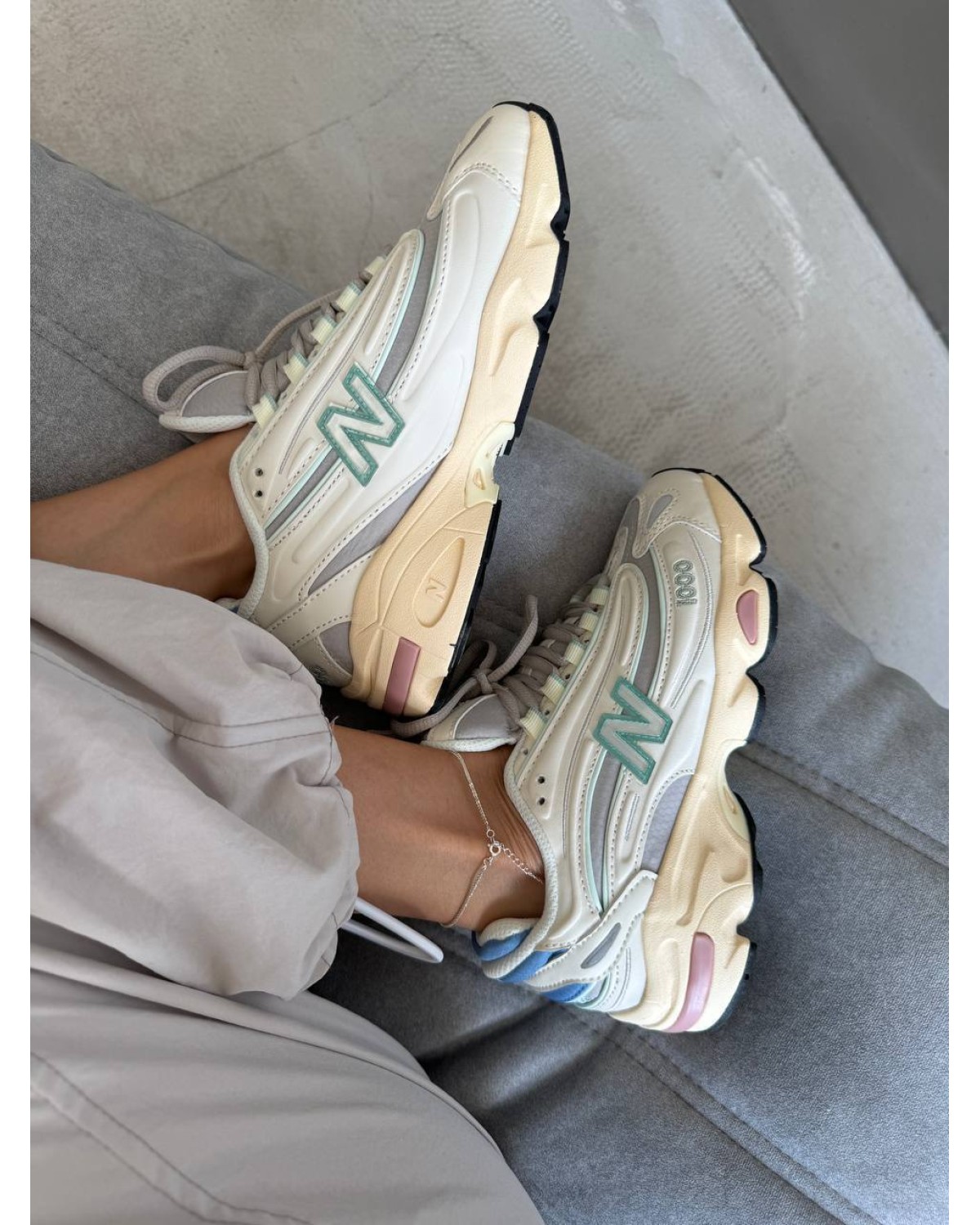 New Balance 1000 Angora Moonrock