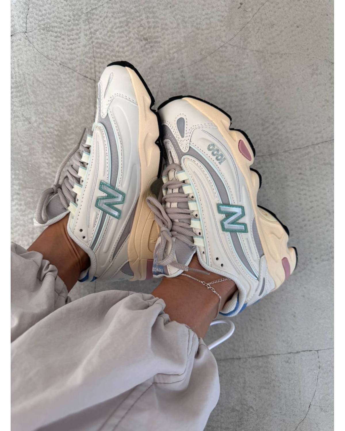 New Balance 1000 Angora Moonrock