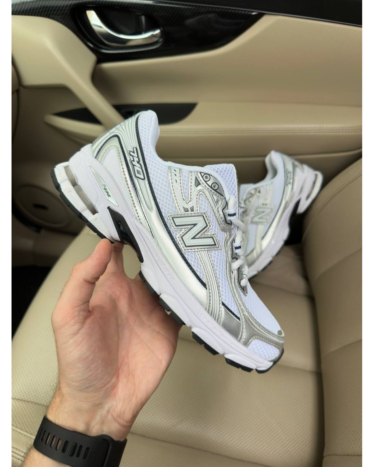New Balance 740 Silver Blue