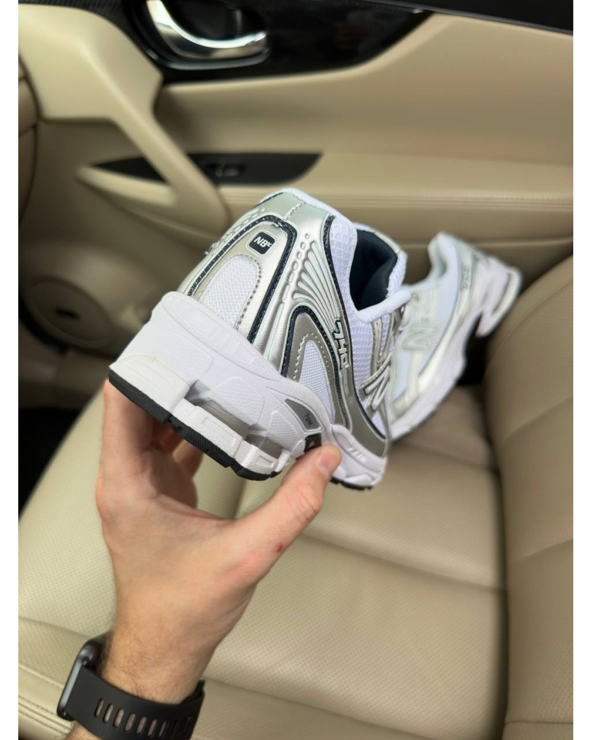 New Balance 740 Silver Blue