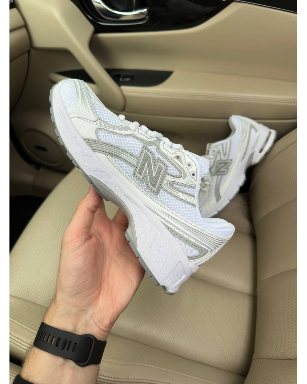 New Balance 740 White Silver