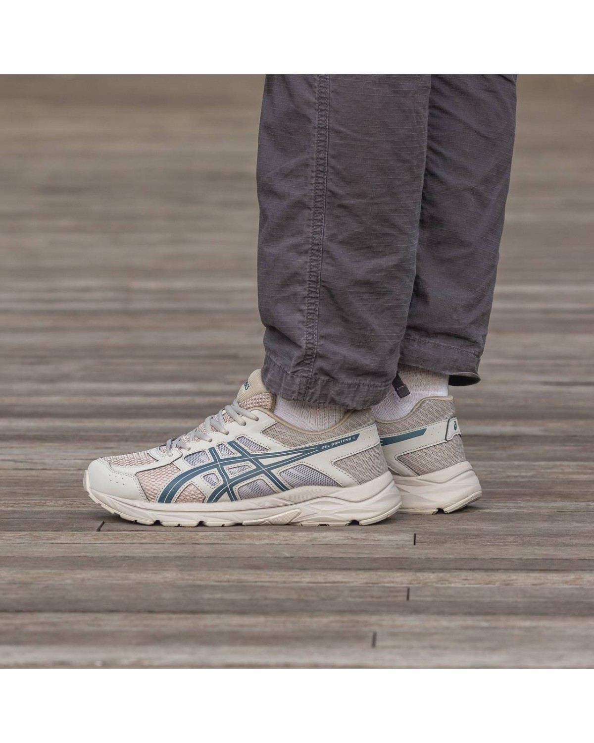 Asics Gel Connected 4 Beige