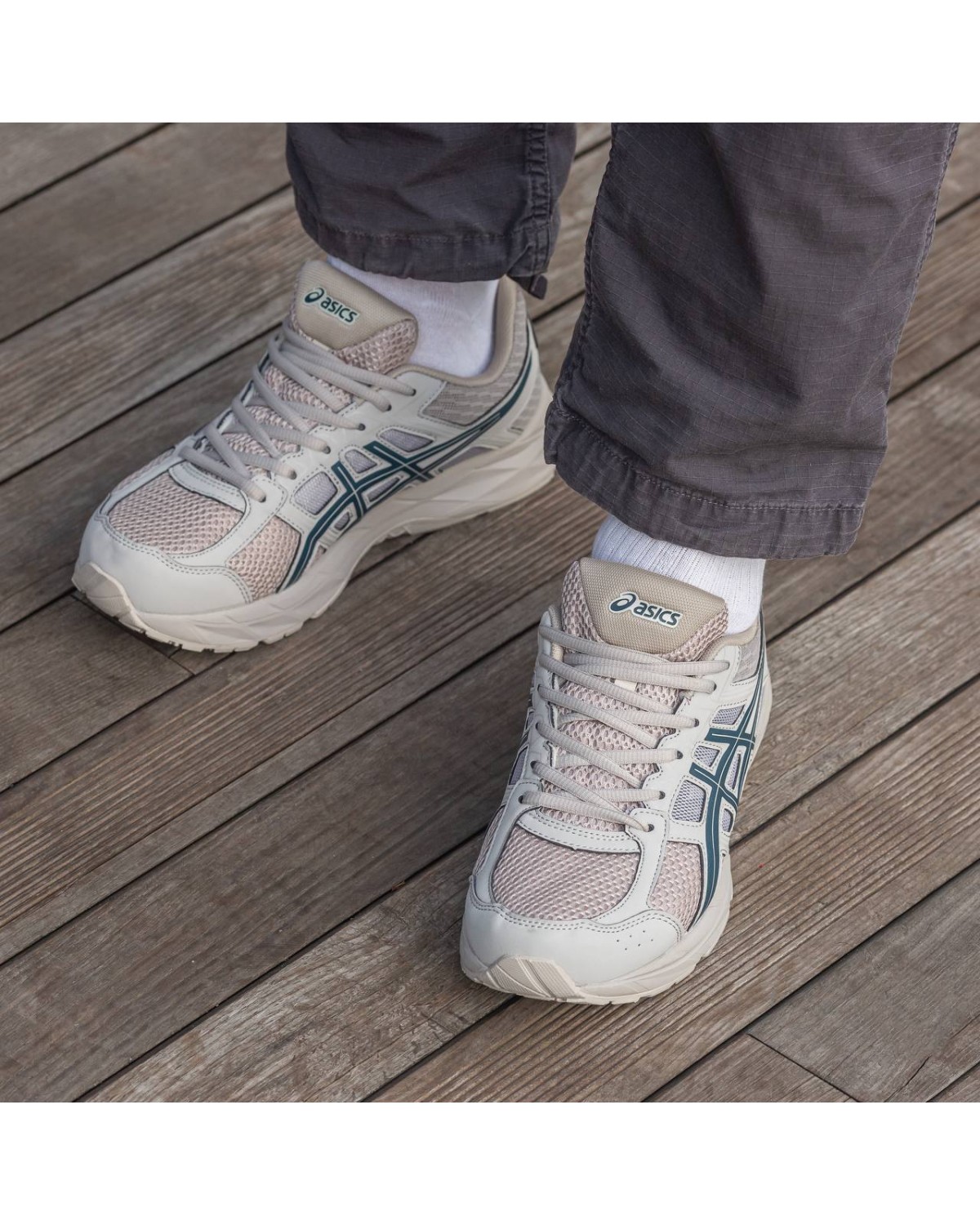 Asics Gel Connected 4 Beige
