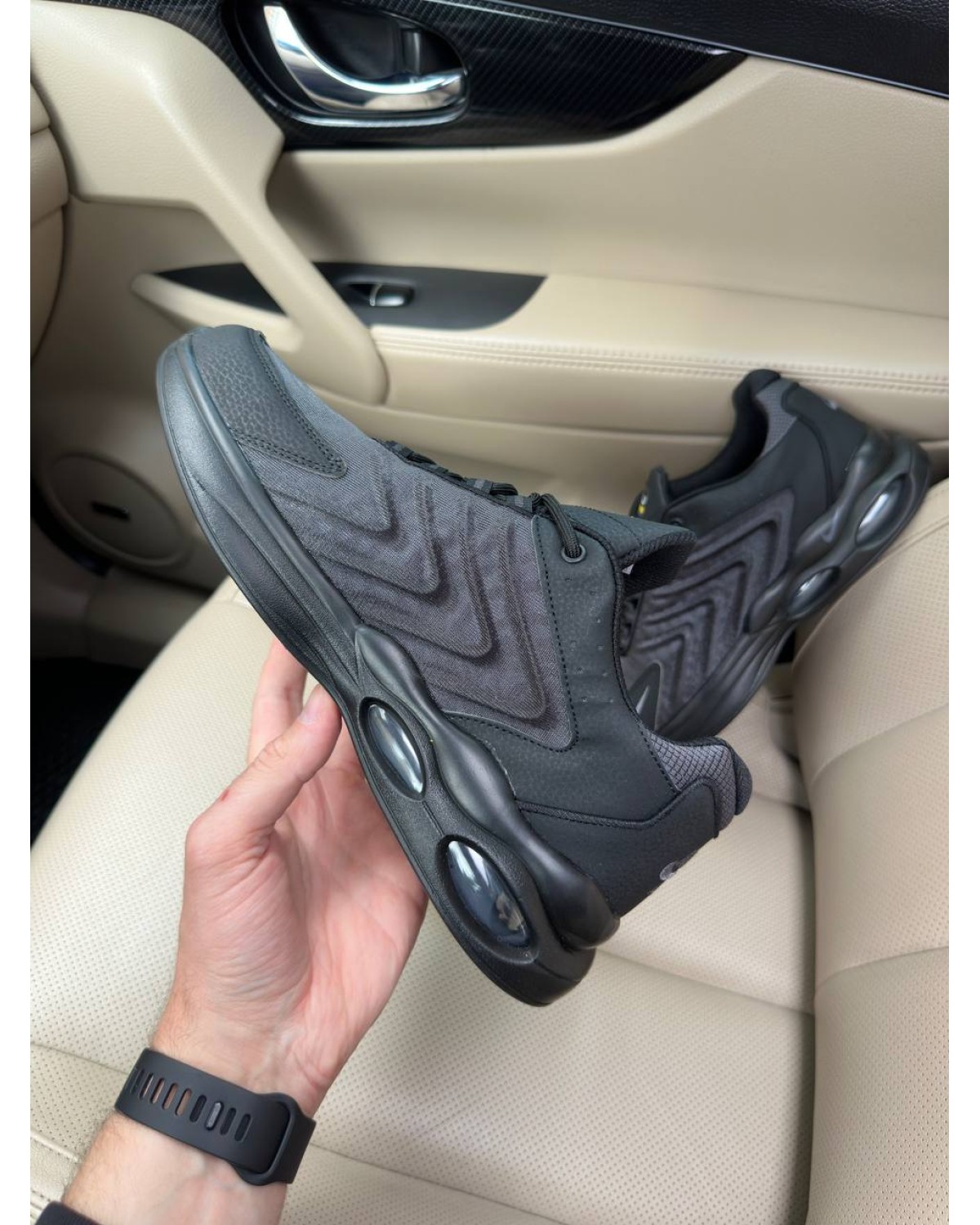 Nike Air Max TW Black